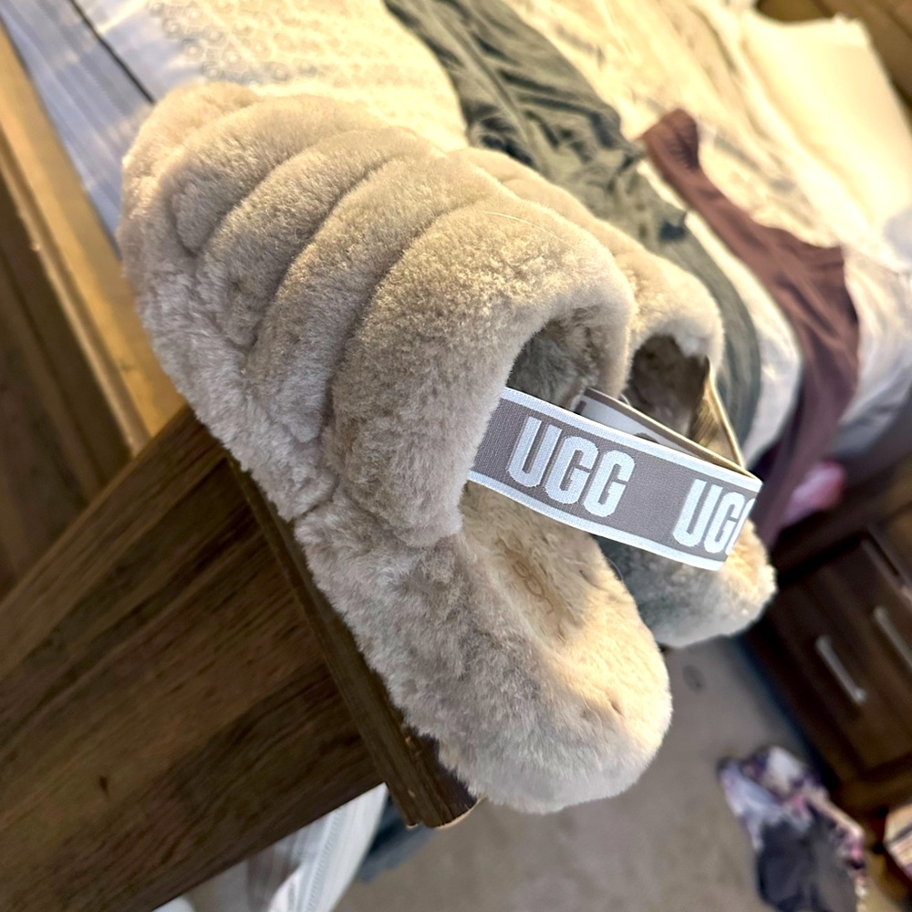 Ugg Slipper